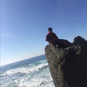 Meet your Posher, Lino